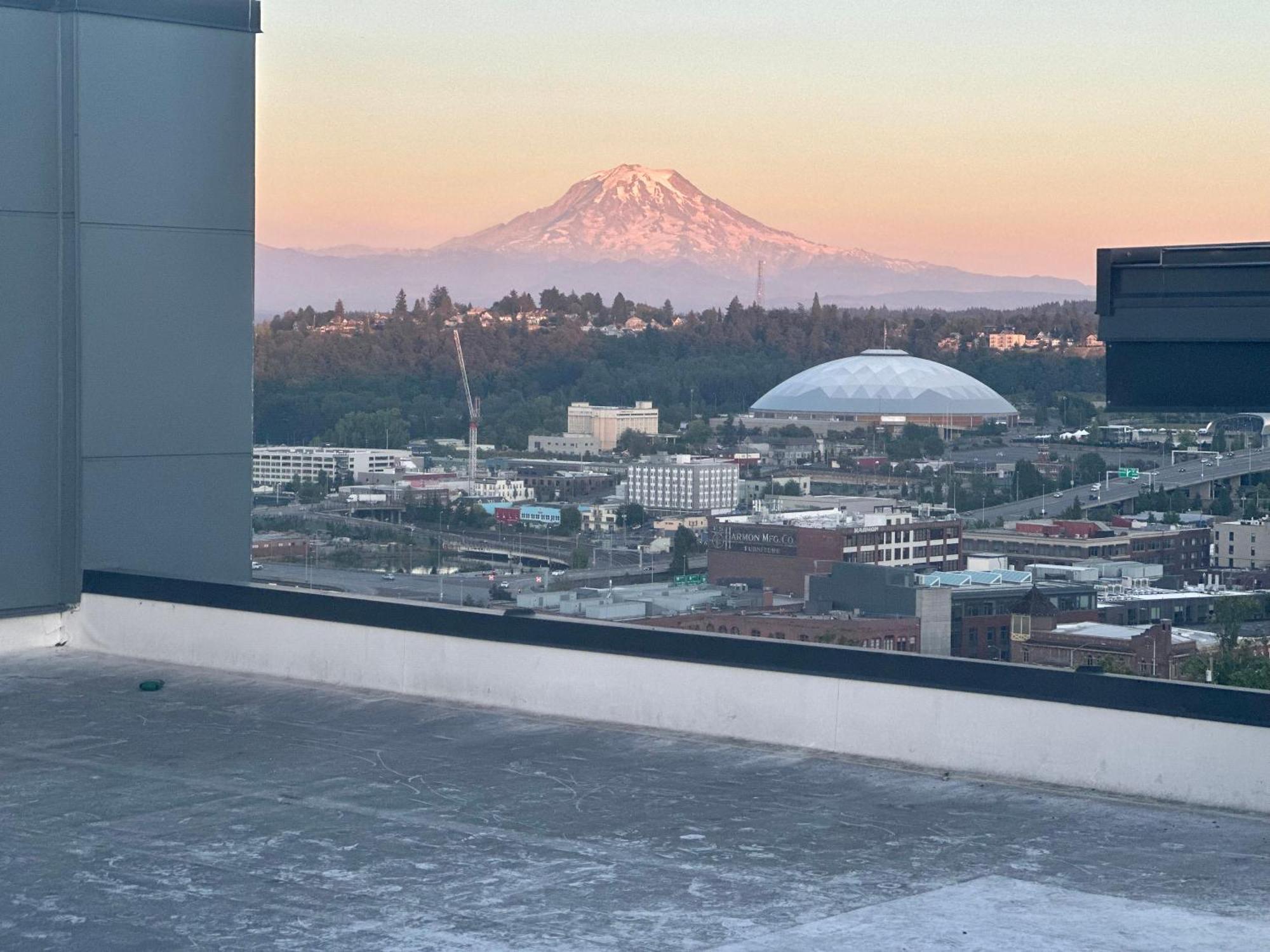 Top Luxury Lifestyle- Downtown Tacoma Near Everything Convention Center And More Eksteriør bilde